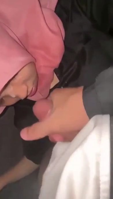gesekdikit-Skandal Mahasiswa Junior Kena Entot